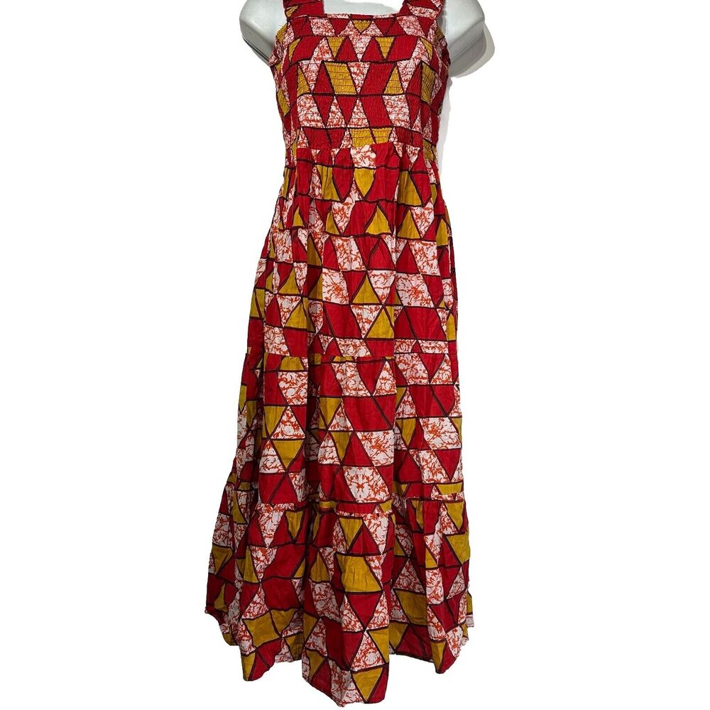 unique spectrum geometric smocked dress Size M